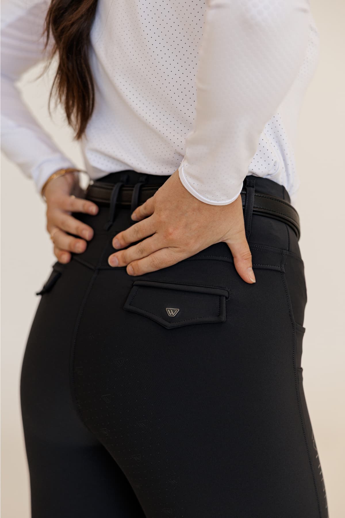 DefinedLine Leggings - Black